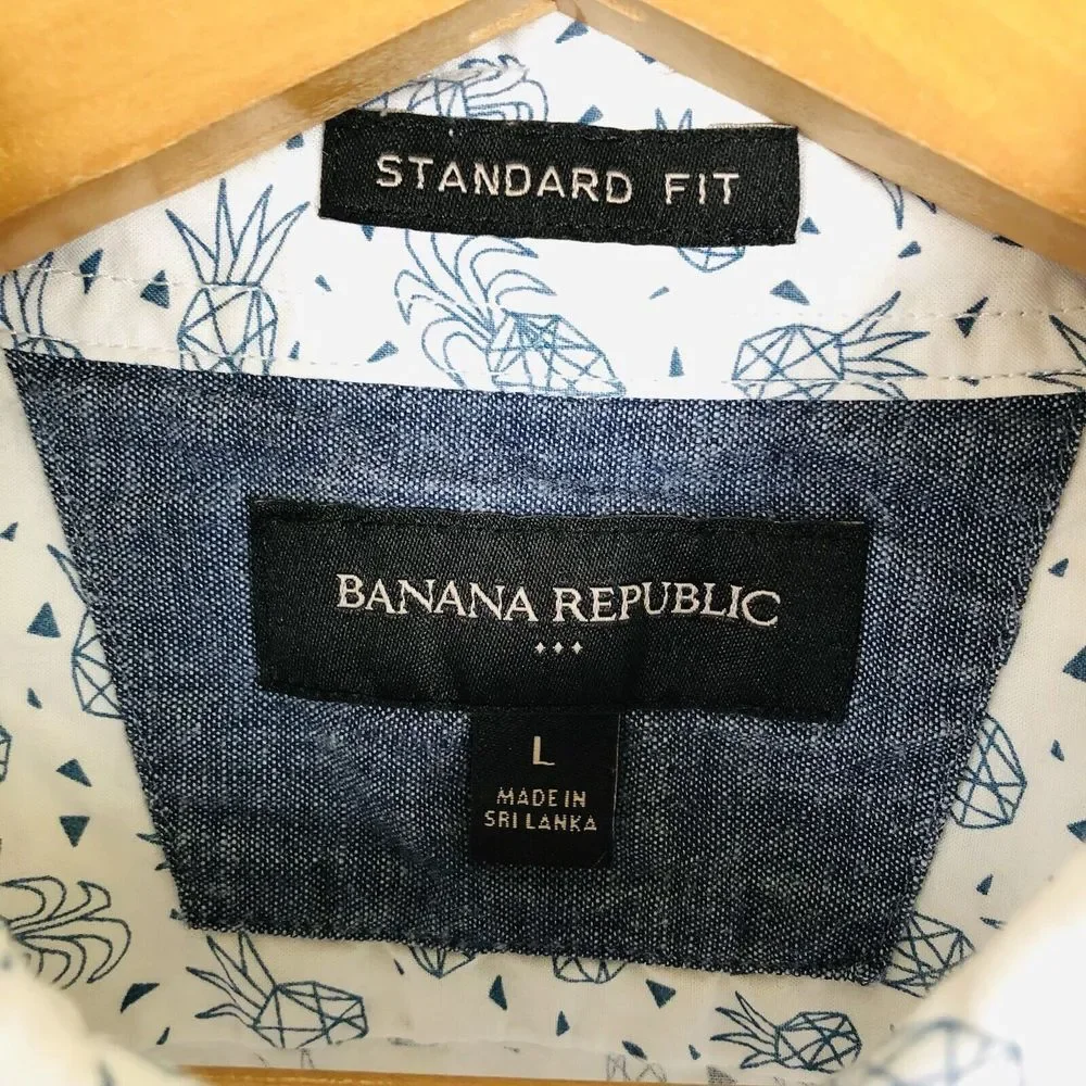 Banana Republic Standard Fit White Pineapple Short‎ Sleeve Shirt Large Cotton